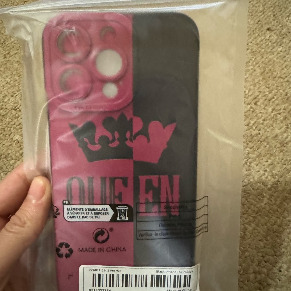 iPhone 15 pro max Queen Design Pink and Black Phone Case
